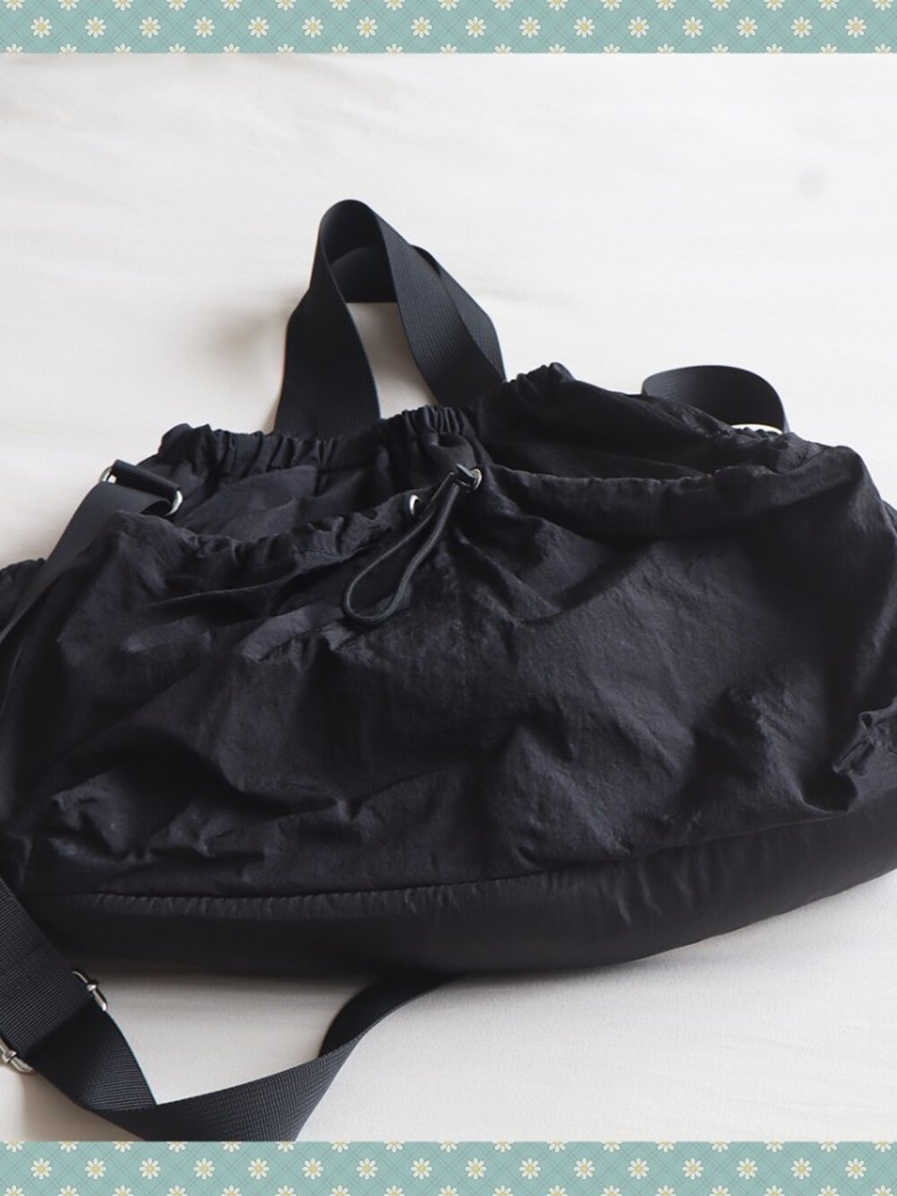 GU Gathered Pocket Bag in Black